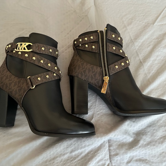 Michael Kors - Picture 9 of 13